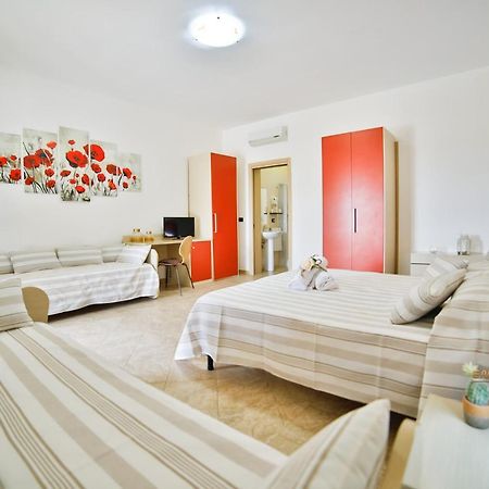 B&B La Casa Di Attilio Porto Cesareo Exterior foto