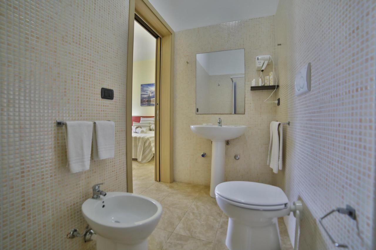 B&B La Casa Di Attilio Porto Cesareo Exterior foto
