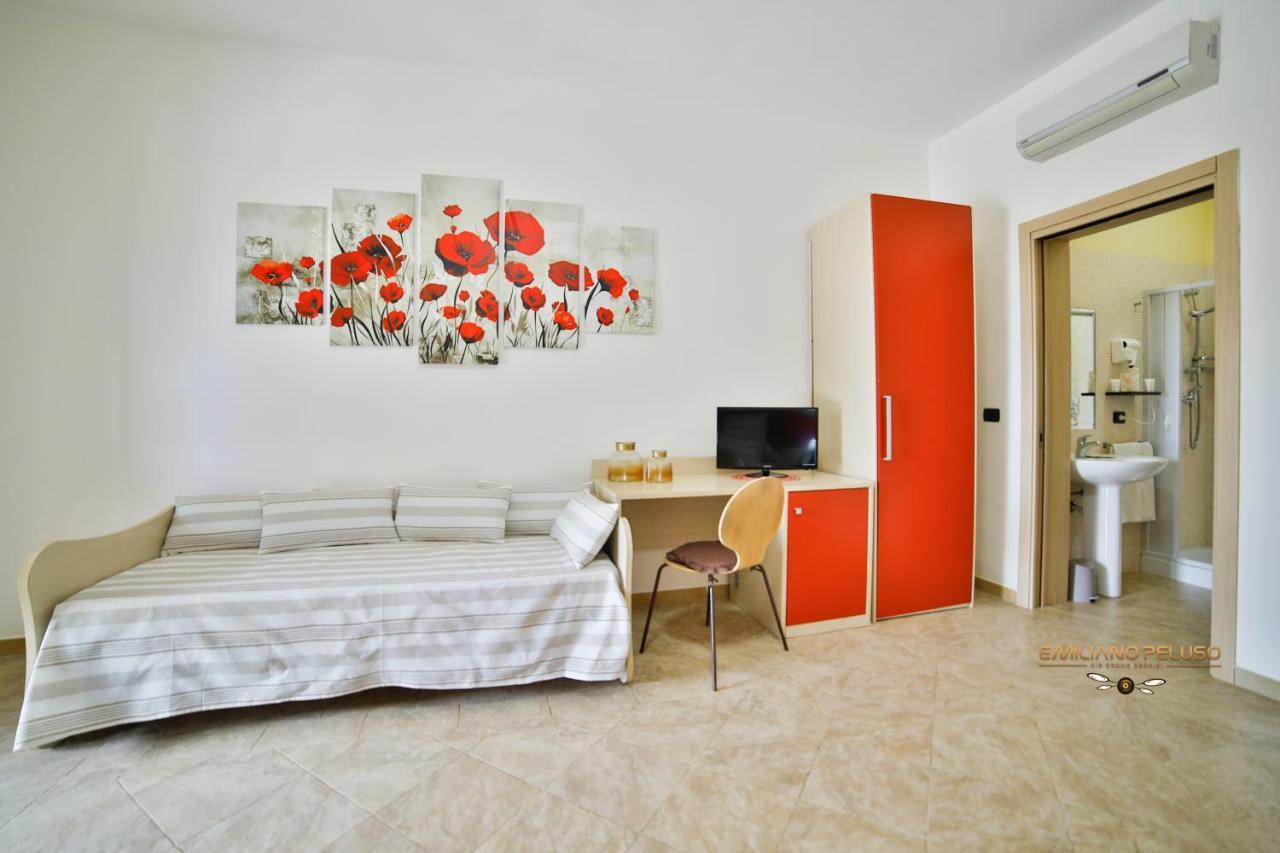 B&B La Casa Di Attilio Porto Cesareo Exterior foto
