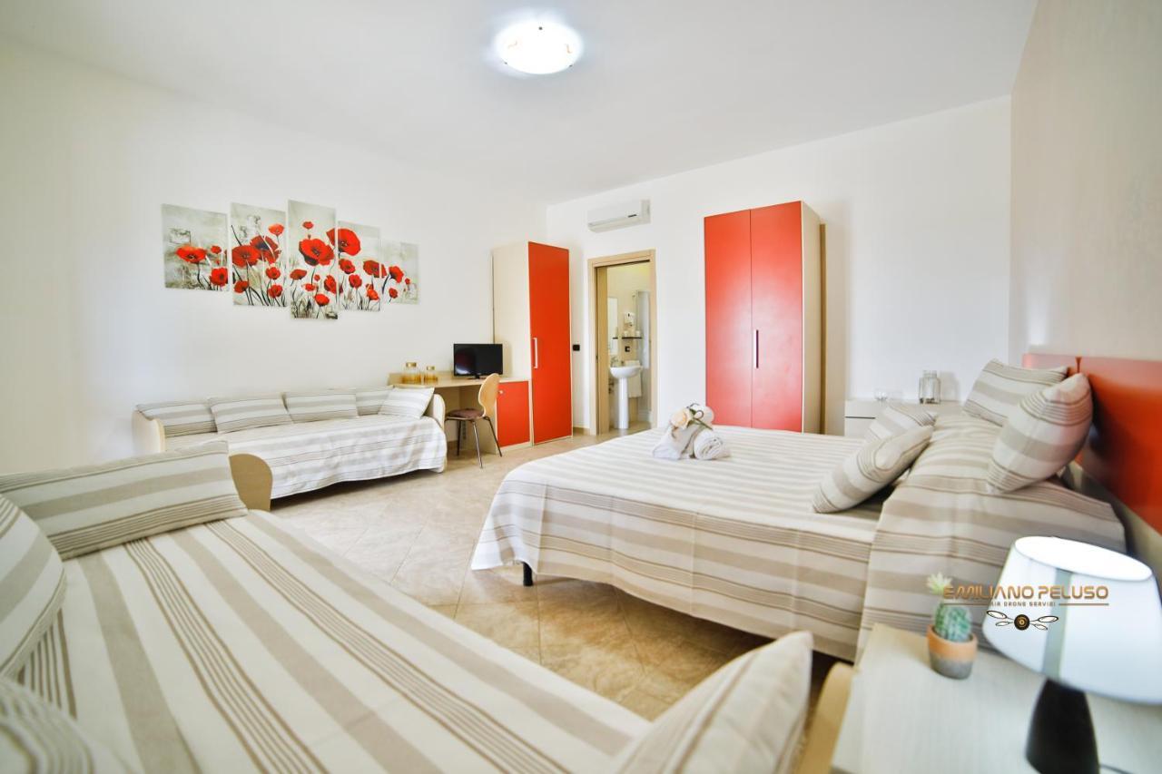 B&B La Casa Di Attilio Porto Cesareo Exterior foto